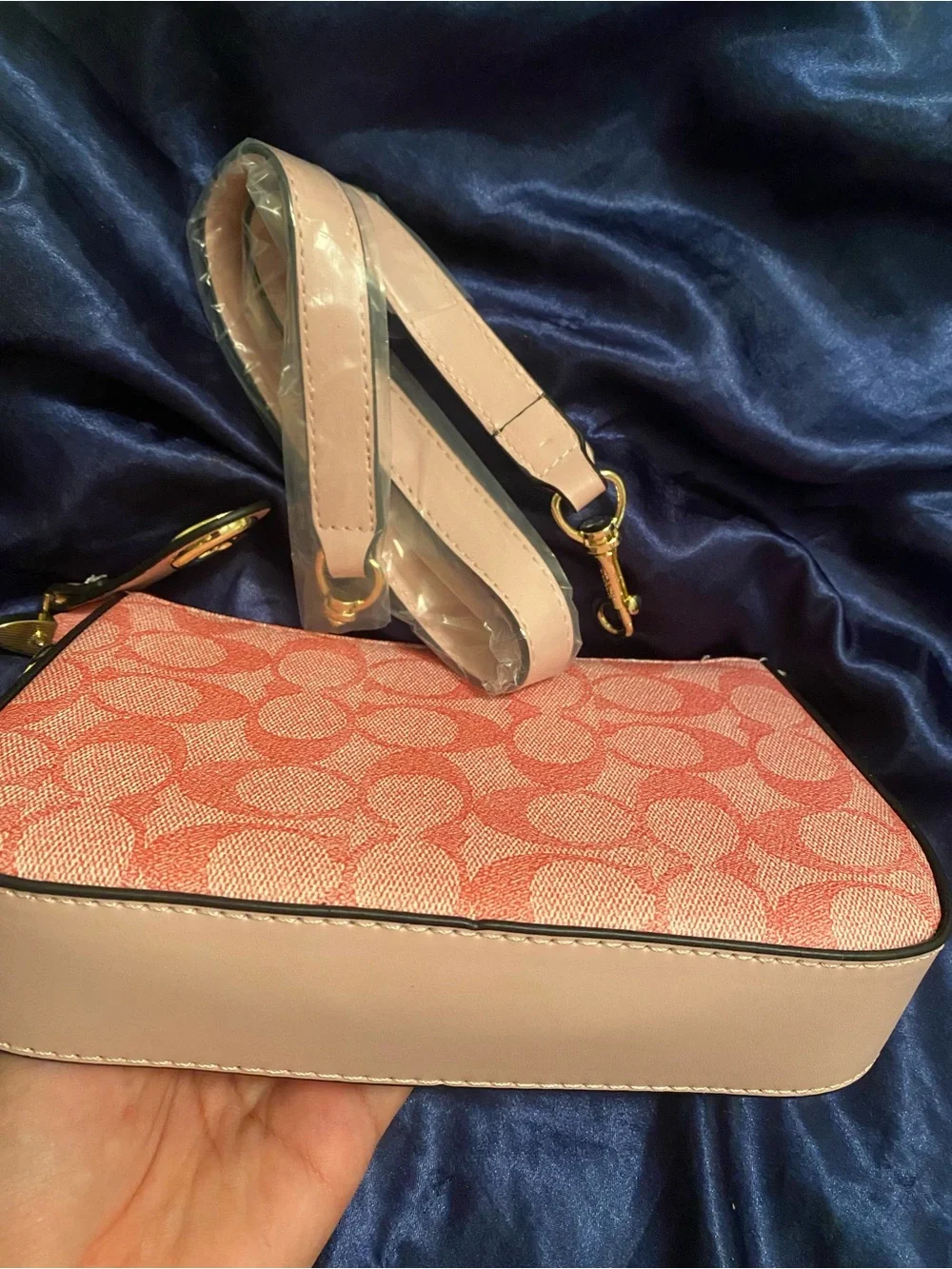 Coach 100% authentic